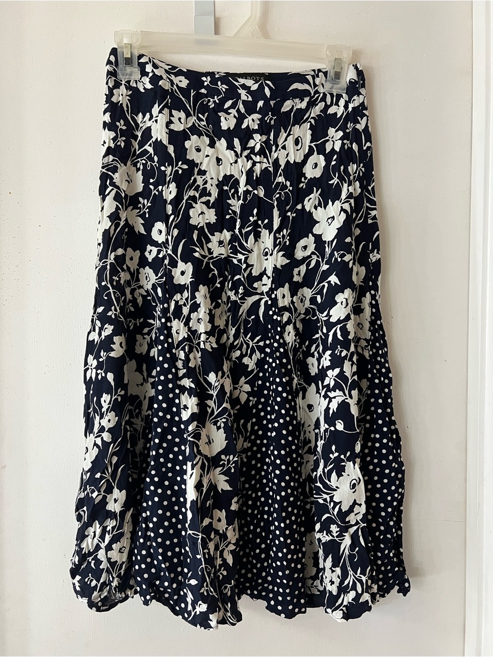 Women's Navy and White Floral Skirt